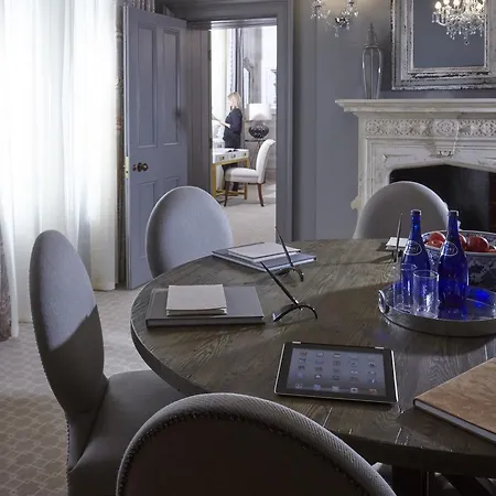منزل ريفي Clevedon Hall